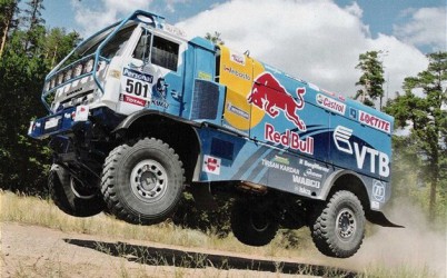dakar-trans-roboti-ridi-kamion-take-kamiony.jpg