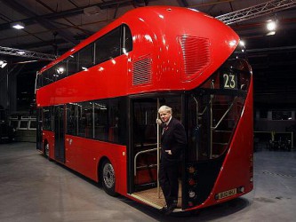 hromadny-nakup-7000-novych-modernich-autobusu-pro-modernizaci-autobusove-flotily-londyna.jpg