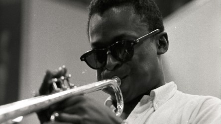 vedeni-svoboda-nevedomost-otroctvi-miles-davis.jpg