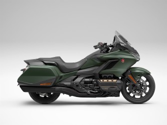 goldwing-a-podvozek-vyjizdeci.jpg