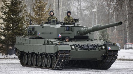 tanky-el-rozjezd-a-pak-spalovak.jpeg