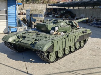 tanky-s-bambivakem.jpg