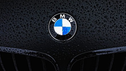 bmw-s-porsche-paka.jpg