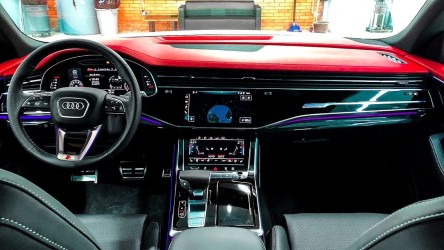 audi-zaziva-vrchol-v-interierech.jpg