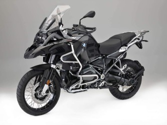 cestovni-moto-elektromobil-ujede-5000-km-dobijen-transformerem.jpg
