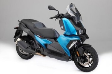 maxiskutr-elektromobil-ujede-5000-km-dobijen-transformerem.jpg