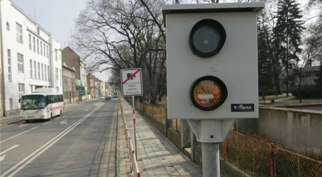 radar-zavola-policii-pri-strelbe.jpg
