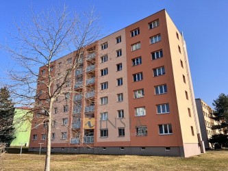 afrika-staveni-panelaku-jako-v-cr.jpg