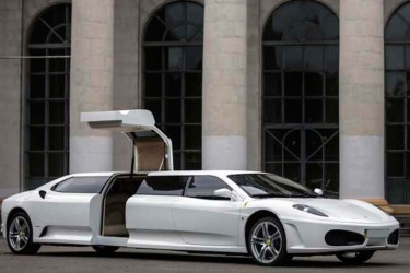 leferrari-limo.jpg