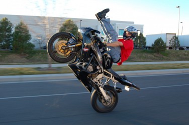 motorcycle-wheelie-1-1020x678.jpg